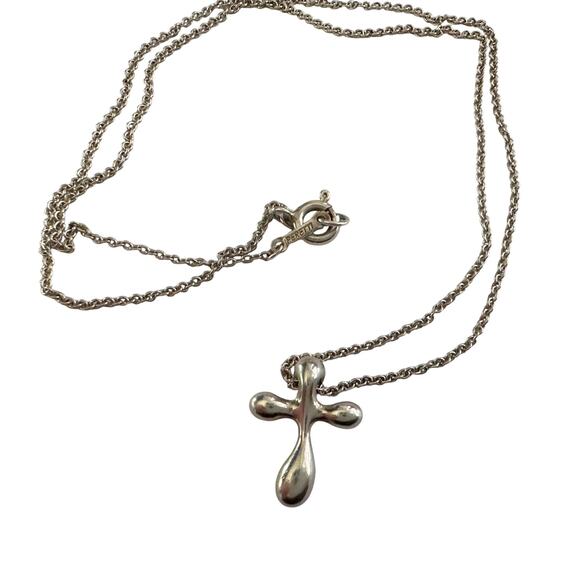 Tiffany and Co Elsa Peretti Cross Pendant Necklace in Sterling Silver (16") - Picture 3 of 12